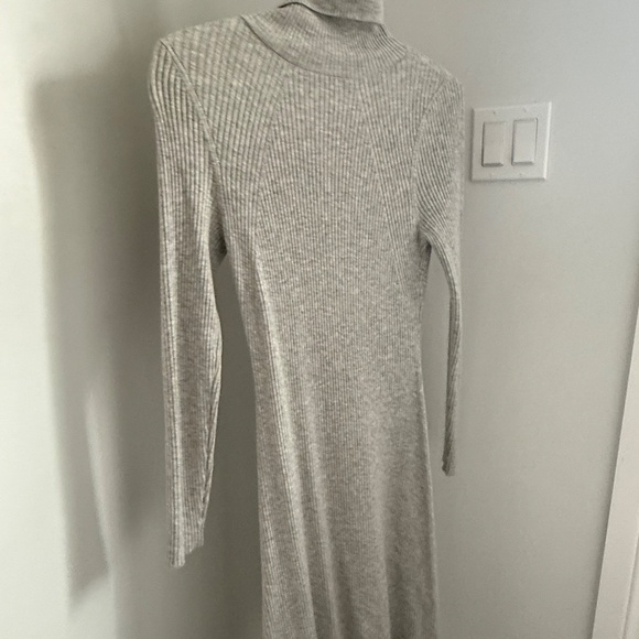 MOFT Grey Turtleneck Knit Dress | Wool Blend | Size Small | Perfect Condition - Picture 7 of 7